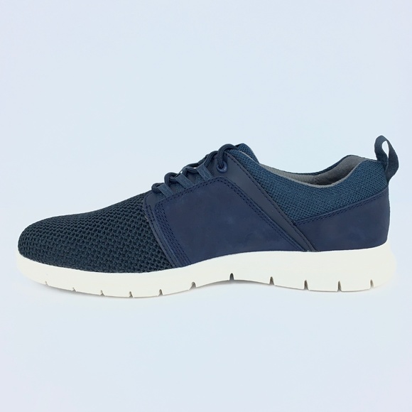 Timberland Men's Graydon Low Chukka Shoes - Picture 3 of 6